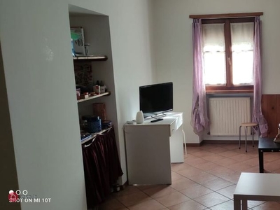 Appartamento in Affitto in Vicolo del Liceo a Trento