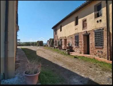 Appartamento in vendita a Monteroni d'Arbia sp46