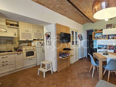 Appartamento in vendita a Poggibonsi strada Provinciale di San Gimignano