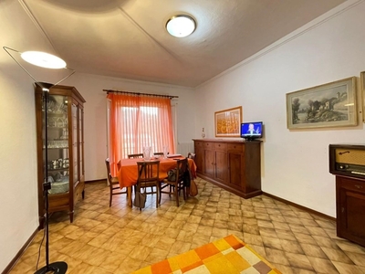 Appartamento in vendita a Siena via Giugurta Tommasi,