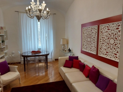 Appartamento in vendita a Siena viale Camillo Benso di Cavour,