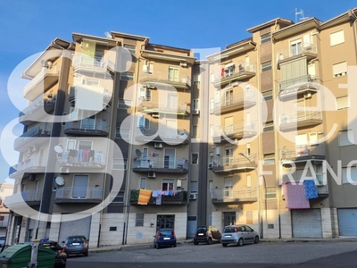 Appartamento in Via Pietro Nenni, 9, Corigliano-Rossano (CS)