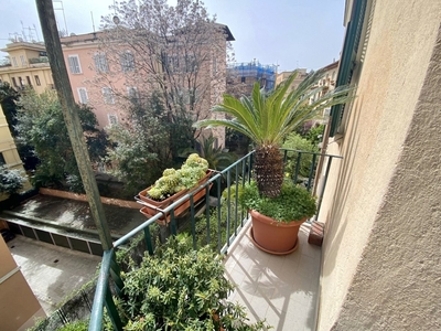 Appartamento in Via Reno, Roma (RM)