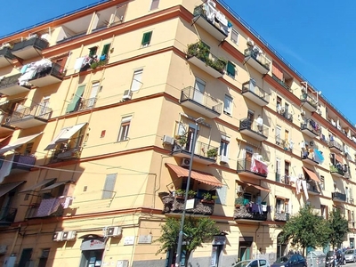 Bilocale in vendita a Napoli