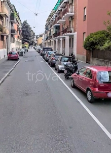 Capannone Industriale in vendita a Milano via Paolo Paruta