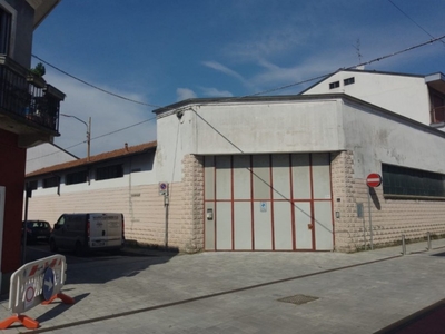 Capannone Industriale in vendita a Sedriano via trieste 2
