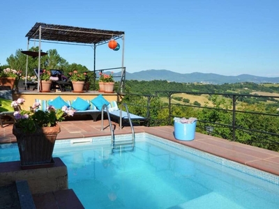 Casa a Castiglione In Teverina con barbecue e piscina