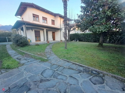 Casa Bi/Trifamiliare in Affitto in Via Marietta a Montignoso