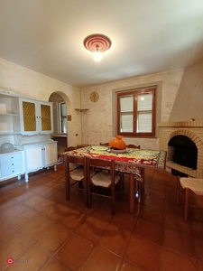 Casa Bi/Trifamiliare in Affitto in Via Prea Grossa a Fivizzano