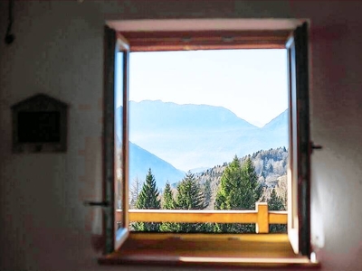 Casa con sauna, giardino e barbecue + vista sulla montagna