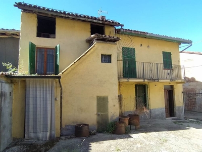 Casa di campagna in vendita 3 Stanze da letto a Casorzo Monferrato