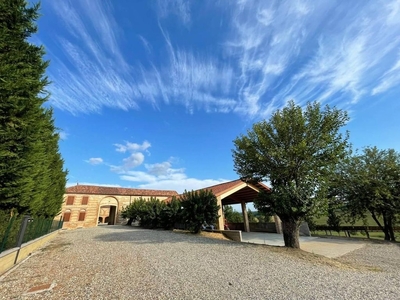 Casa di lusso di 2100 mq in vendita Via Casale, Montemagno, Asti, Piemonte