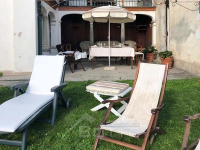 Casa in vendita 5 Stanze da letto a Varallo