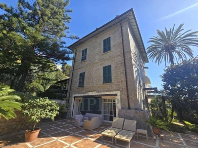 Esclusiva Villetta a Schiera di 140 mq in vendita Via Romana, Bordighera, Liguria