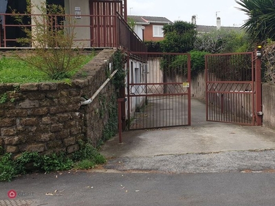 Garage/Posto auto in Affitto in Via delle Case Basse a Roma