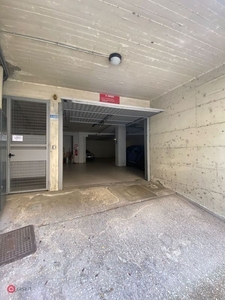 Garage/Posto auto in Affitto in Via Isonzo a Ancona