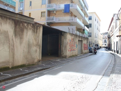 Garage/Posto auto in Affitto in Via San Cristoforo 10 a Portici