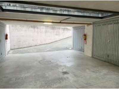 Garage/Posto auto in Affitto in Via XX Settembre a Sarzana