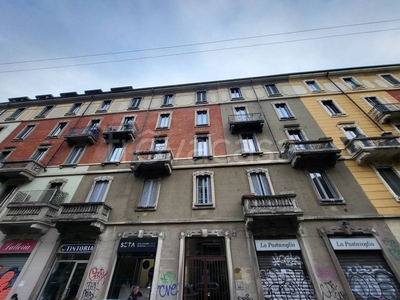 Negozio in vendita a Milano via Achille Maiocchi, 18