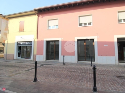 Negozio/Locale commerciale in Affitto in Via Domenico Ghidoni a Ospitaletto