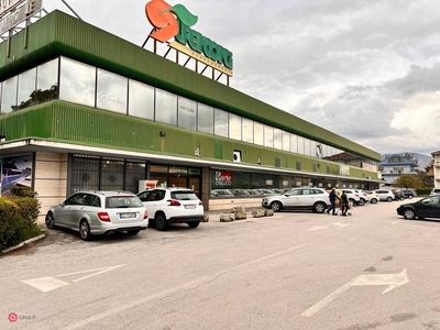 Negozio/Locale commerciale in Affitto in Via Micioccoli a Rieti