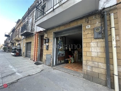 Negozio/Locale commerciale in Affitto in Via Principe di Palagonia a Palermo