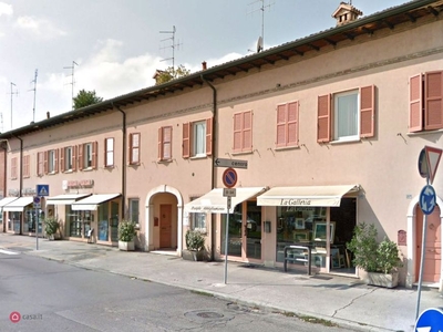 Negozio/Locale commerciale in Affitto in Via Ravegnana a Ravenna