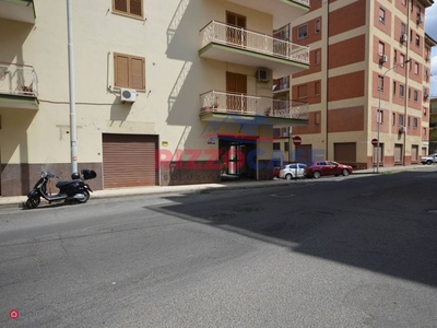 Negozio/Locale commerciale in Affitto in Via Sicilia 67 a Corigliano-Rossano