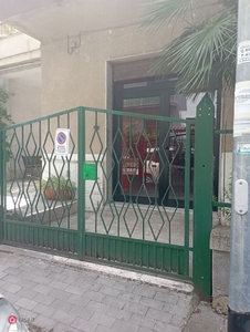 Negozio/Locale commerciale in Affitto in Via torretta a Benevento