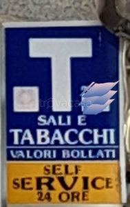 Tabaccheria in vendita a Milano corso di Porta Romana