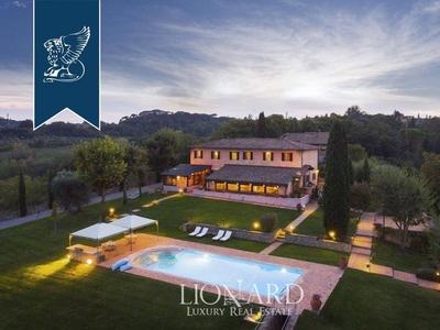 Villa di 600 mq in vendita Siena, Italia