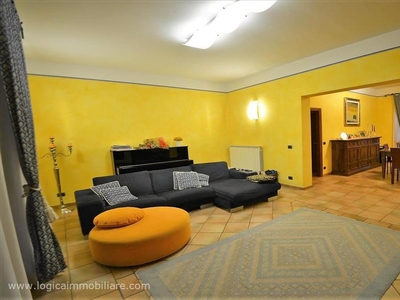 Villa in vendita 4 Stanze da letto a Montepulciano