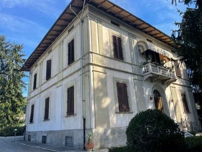Villa in vendita 6 Stanze da letto a Coreglia Antelminelli