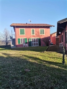 Villa in vendita 6 Stanze da letto a Novi Ligure