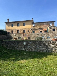 Villa in vendita a Siena strada di Montechiaro
