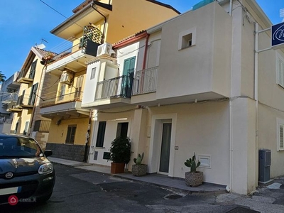 Villetta a schiera in Affitto in Via Marina 11 a Soverato