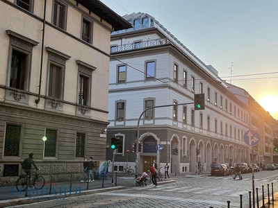 Appartamento con terrazzo, Milano * brera, moscova, repubblica, cavour, h f.b. frate