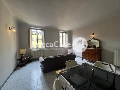 Appartamento in Affitto a Lucca, 1'350€, 94 m², arredato