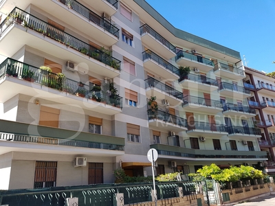 Appartamento in Traversa 201 Di Via Fanelli, Bari (BA)