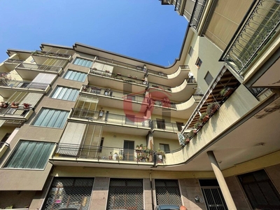Appartamento in Vendita a Benevento, zona Ferrovia, 135'000€, 130 m²
