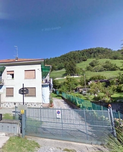 Casa Bi - Trifamiliare in Vendita a Calcinato Calcinato - Centro
