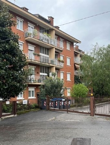 Appartamento in vendita a Varese Masnago