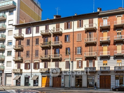 Appartamento in Vendita in Corso Giulio Cesare 195 a Torino