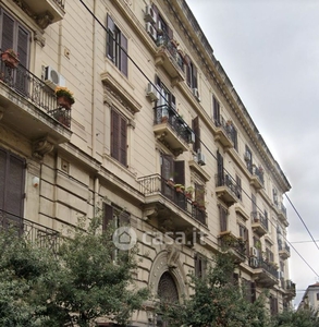 Appartamento in Vendita in Corso Giuseppe Garibaldi 131 a Napoli