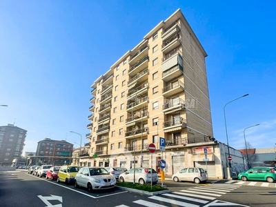 Appartamento in Vendita in Corso Grosseto 214 a Torino