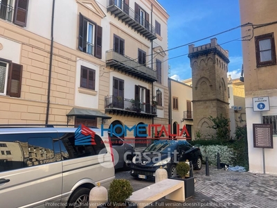 Appartamento in Vendita in Piazza Santa Chiara a Palermo