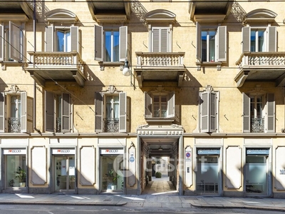 Appartamento in Vendita in Via Accademia Albertina a Torino