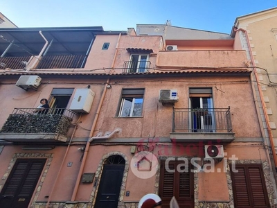 Appartamento in Vendita in Via Cappuccini a Palermo