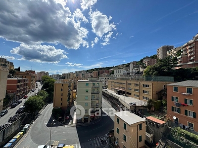 Appartamento in Vendita in Via del Manzasco 2 a Genova
