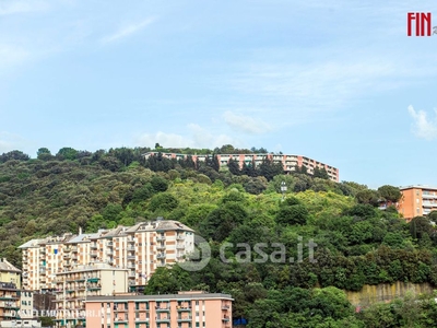 Appartamento in Vendita in Via delle Ginestre 19 a Genova